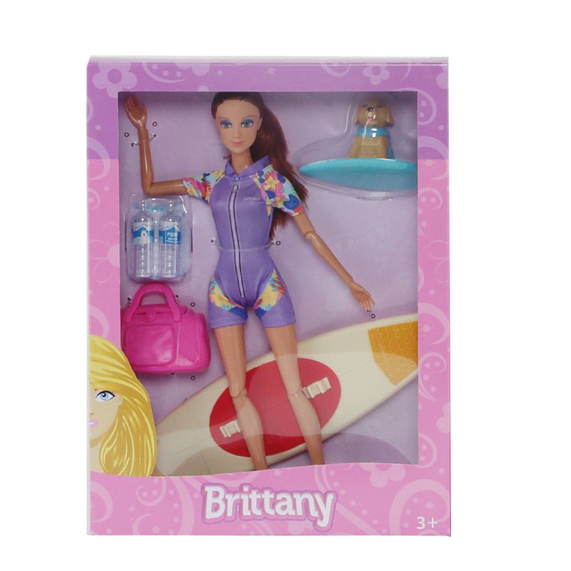 Mu-eca-Brittany-Surfer-1-43948