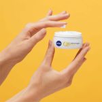 Crema-Facial-Antiedad-De-D-a-Nivea-Q10-Power-Fps-30-50ml-5-33534