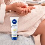 Crema-De-Manos-Antiarrugas-Nivea-Q10-3-En-1-100ml-7-41060