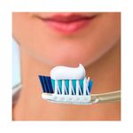 Crema-Dental-Oral-b-100-70gr-0750043515316-6